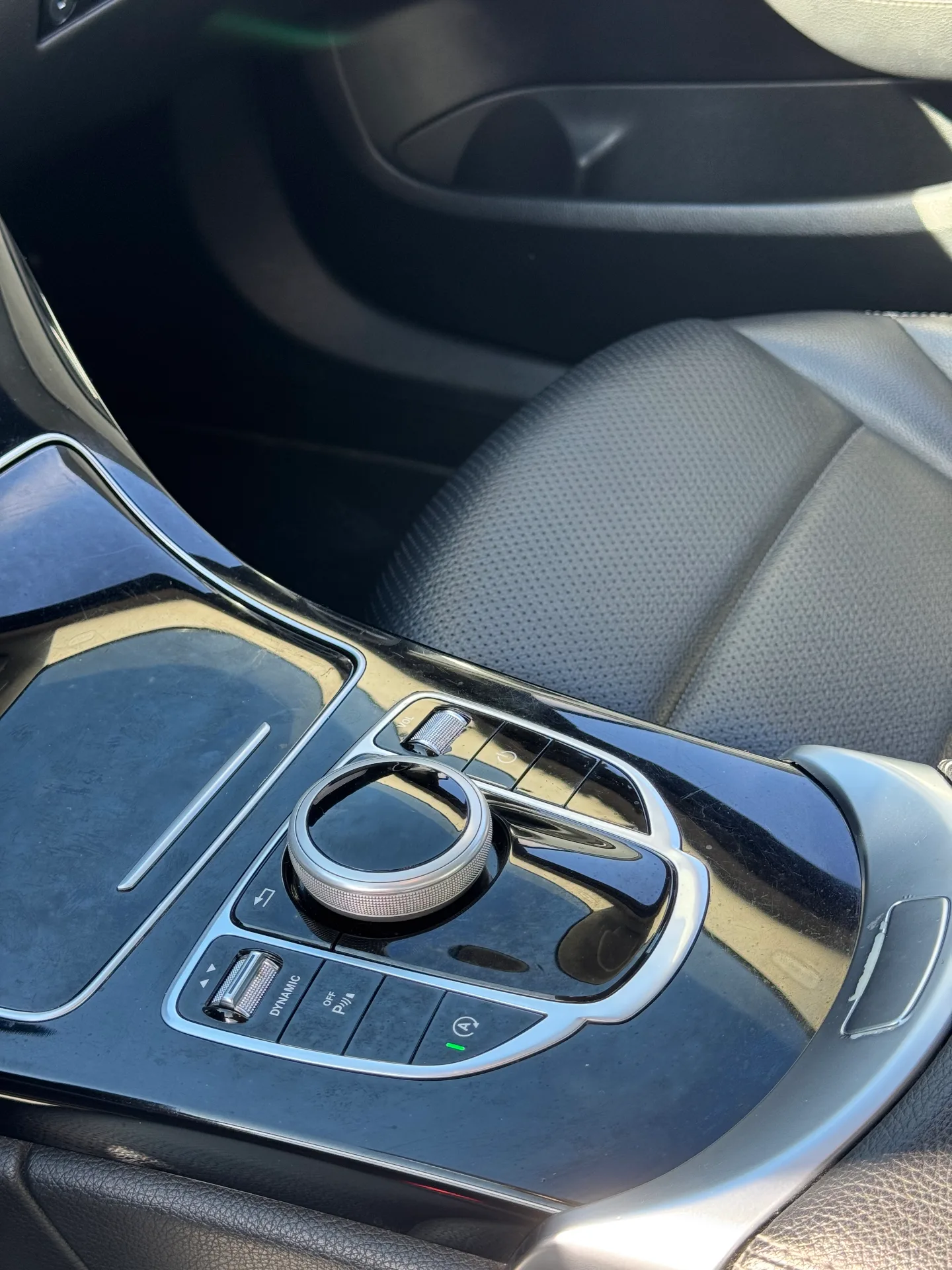 Mercedes-Benz C180 1.6 turbo bencinero 2016, foto 6